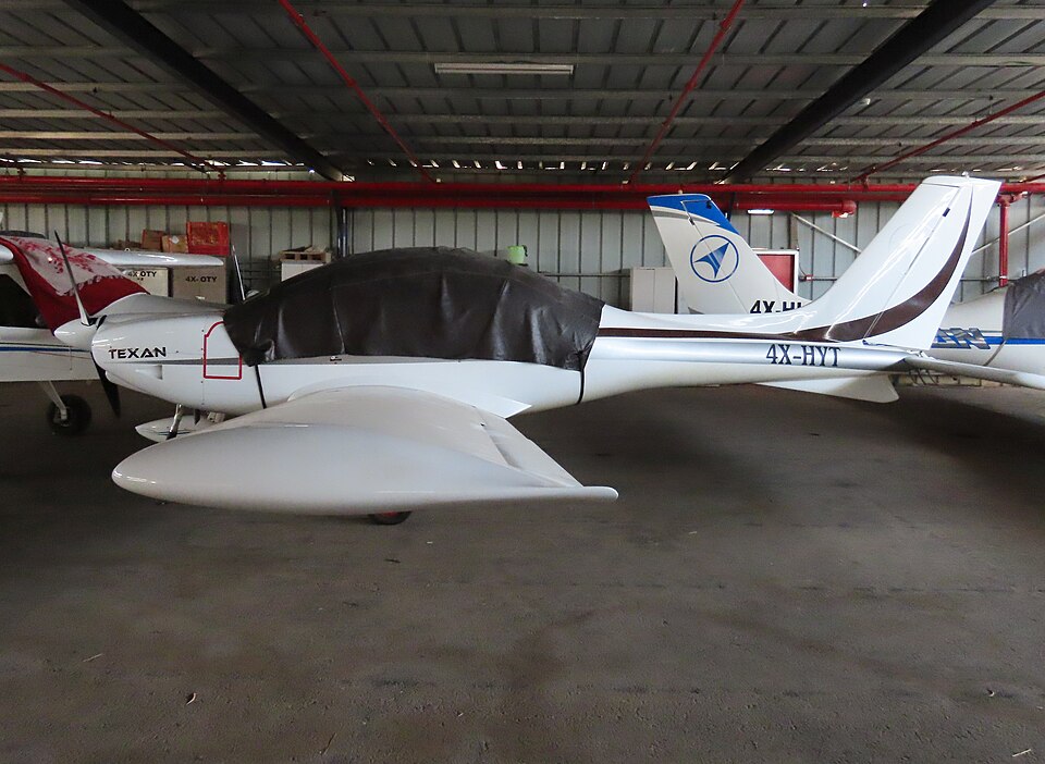 Aircraft registered 4X-HYT