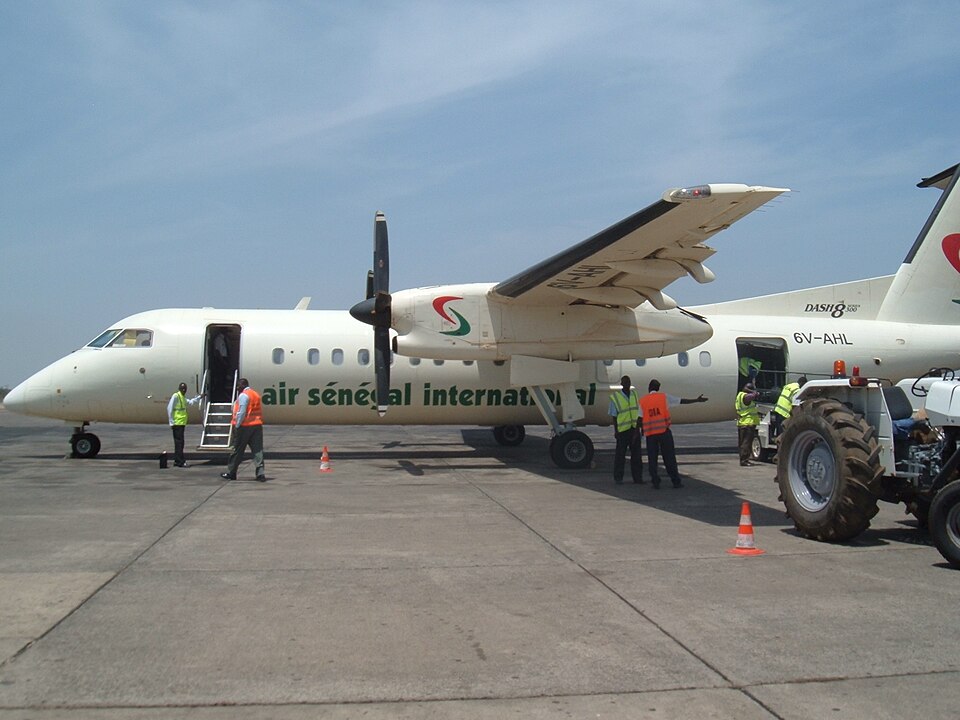 Aircraft registered 6V-AHL