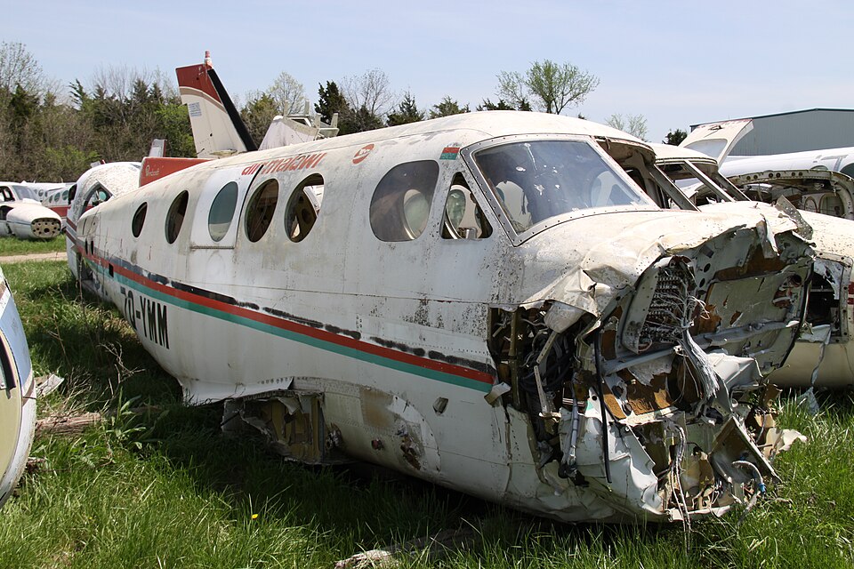 Aircraft registered 7Q-YMM