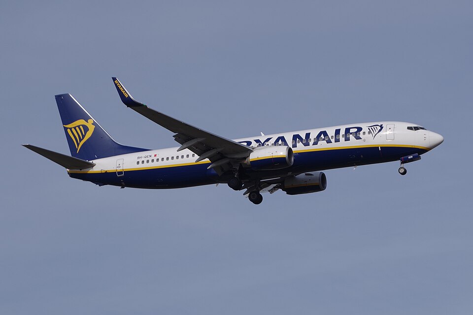 Aircraft registered 9H-QEN