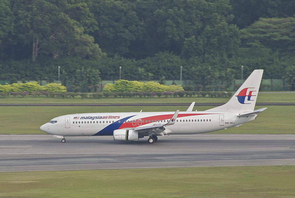 Aircraft registered 9M-MLL