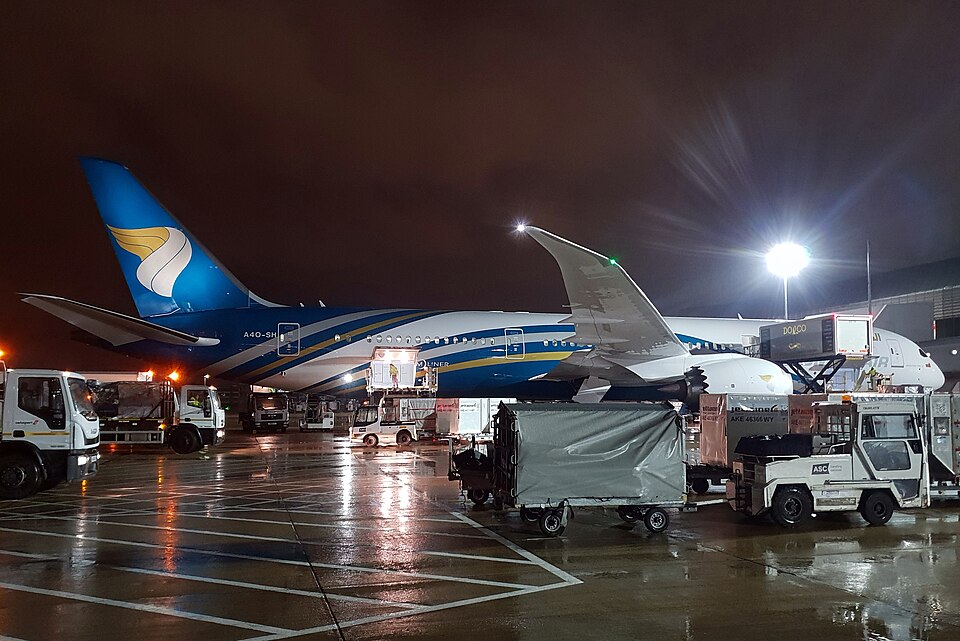 Aircraft registered A4O-SH