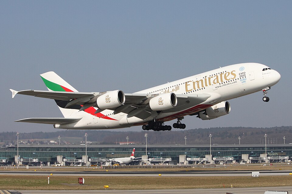 Aircraft registered A6-EEZ