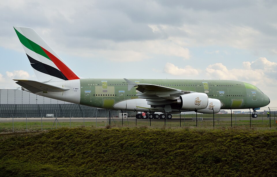 Aircraft registered A6-EON