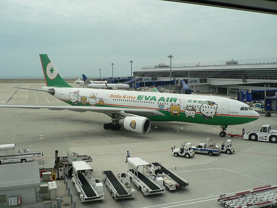 Hello Kitty Celebration Flight livery
