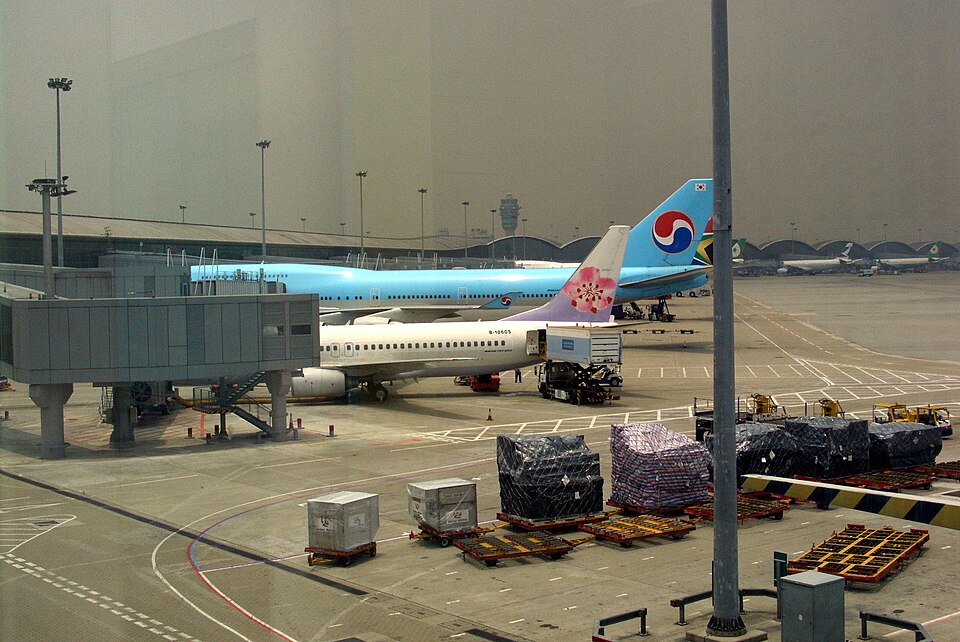 Aircraft registered B-18605