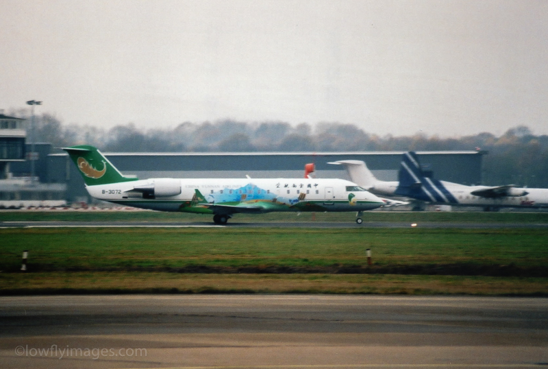 Aircraft registered B-3072
