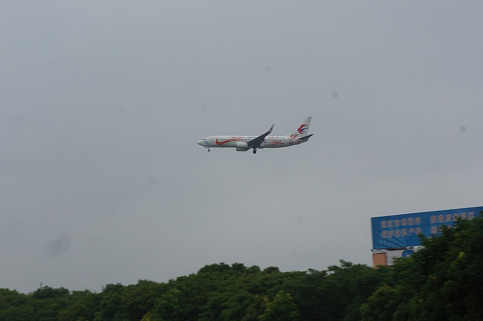 Aircraft registered B-6143