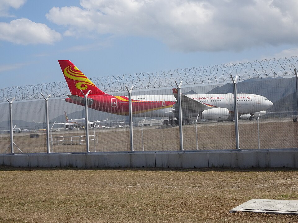 Aircraft registered B-LHA