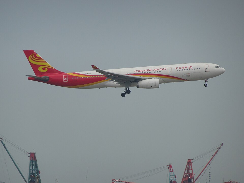 Aircraft registered B-LNS