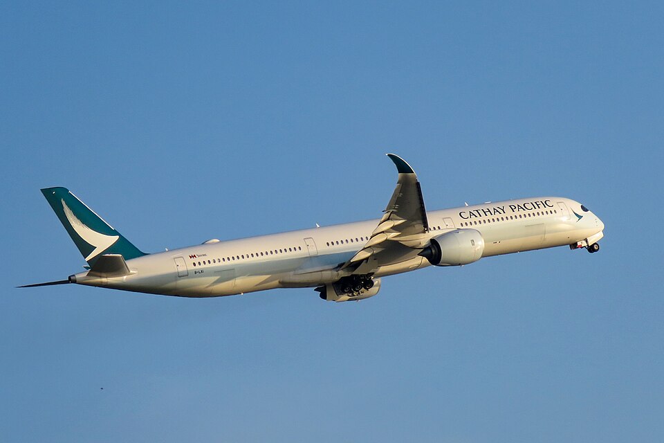 Aircraft registered B-LXI