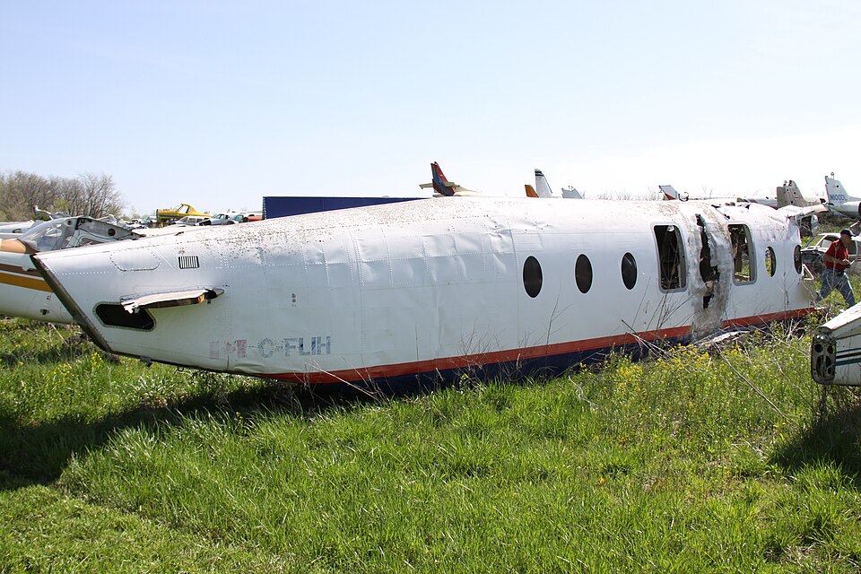 Aircraft registered C-FLIH