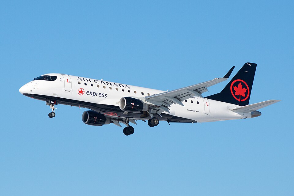 Aircraft registered C-FRQW