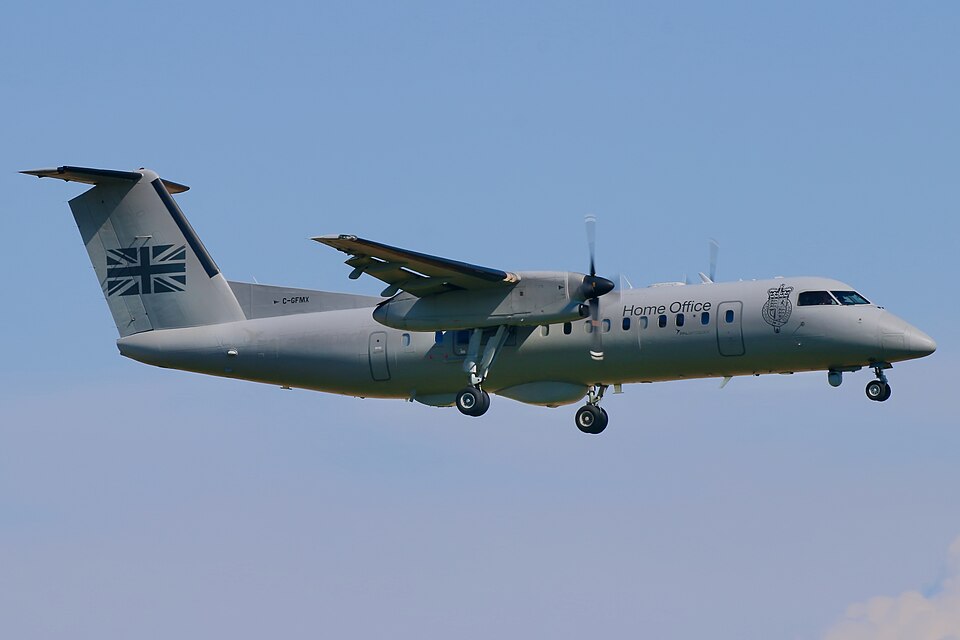 Aircraft registered C-GFMX