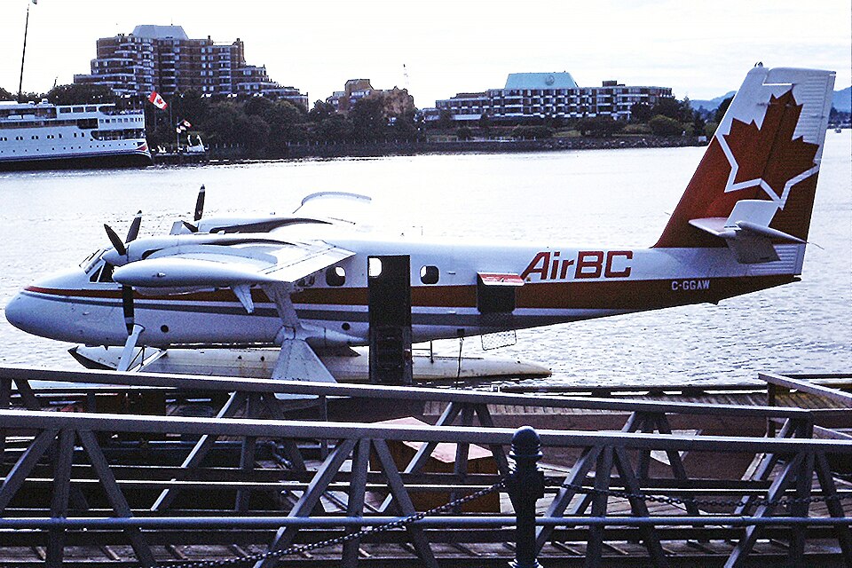 Aircraft registered C-GGAW