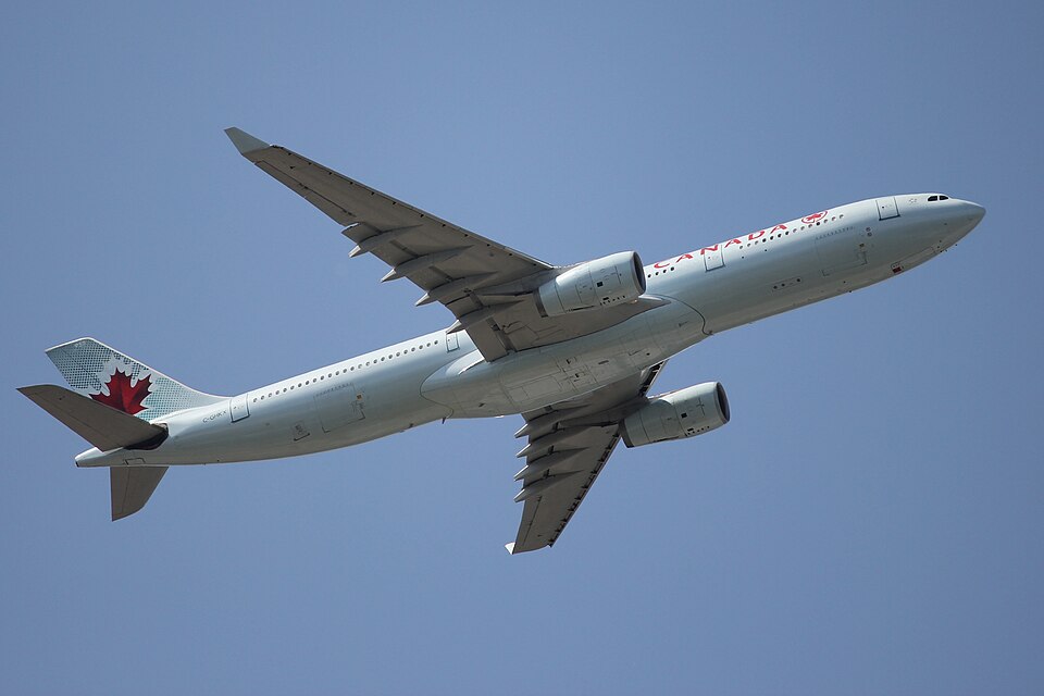 Aircraft registered C-GHKX