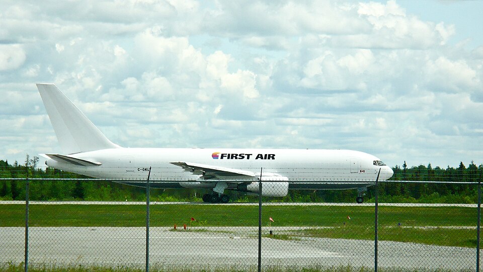 Aircraft registered C-GKLY