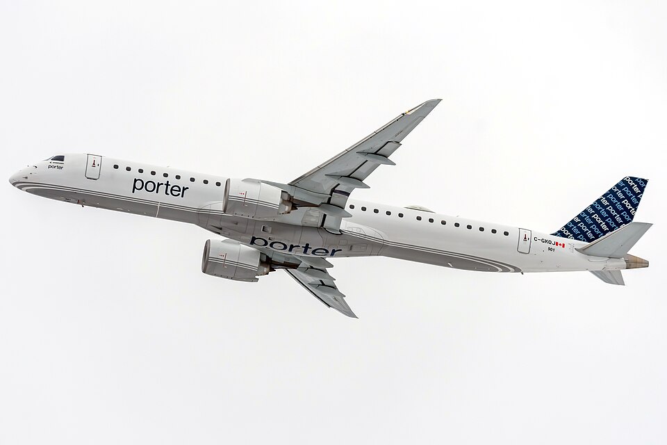 Aircraft registered C-GKQJ