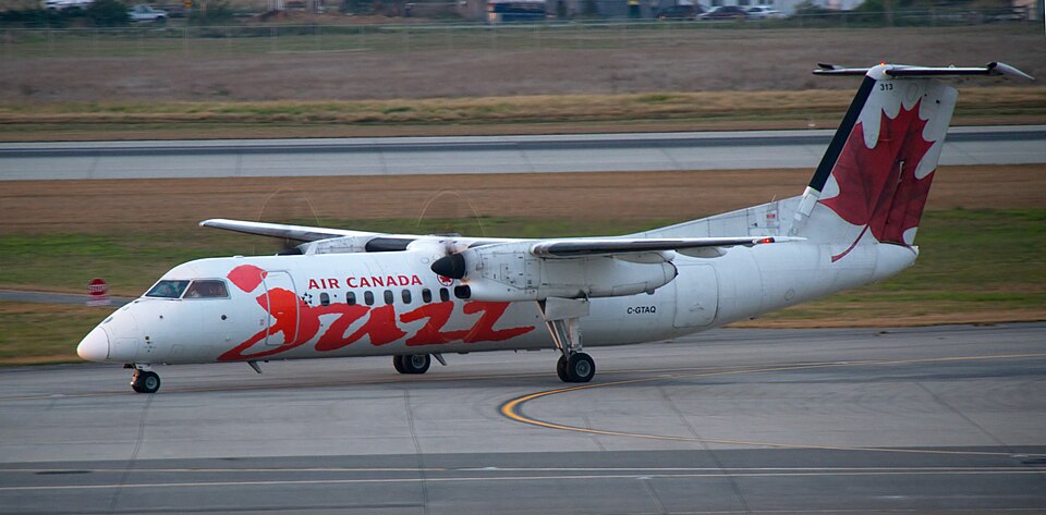Aircraft registered C-GTAQ
