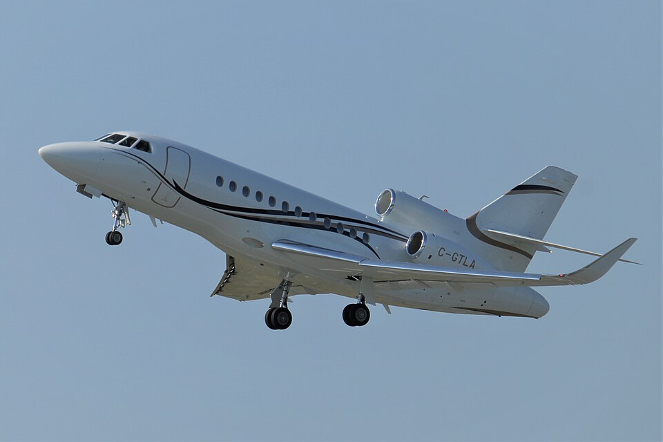 Aircraft registered C-GTLA