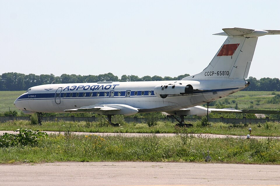 Aircraft registered CCCP-65810