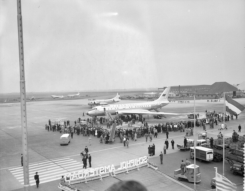 Aircraft registered CCCP-L5442