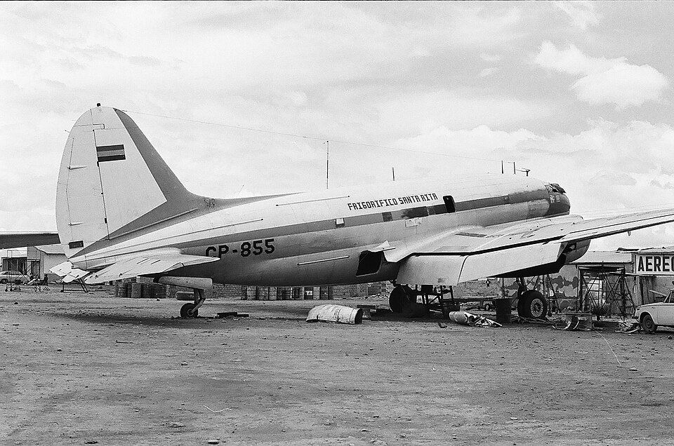 Aircraft registered CP-855