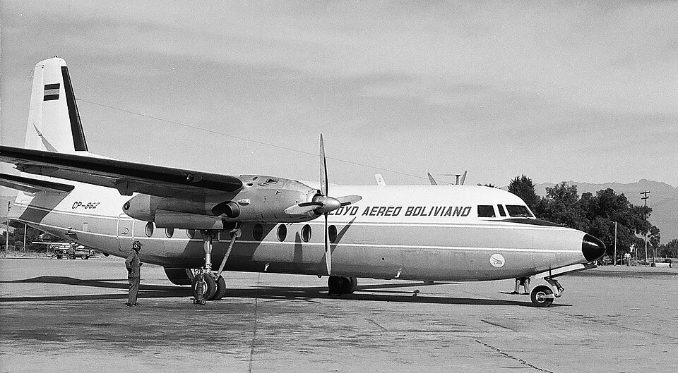 Aircraft registered CP-862