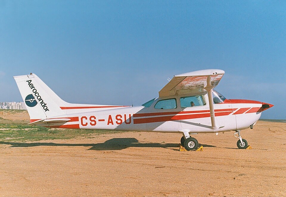 Aircraft registered CS-ASU