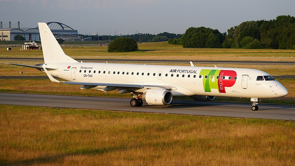 Aircraft registered CS-TAX