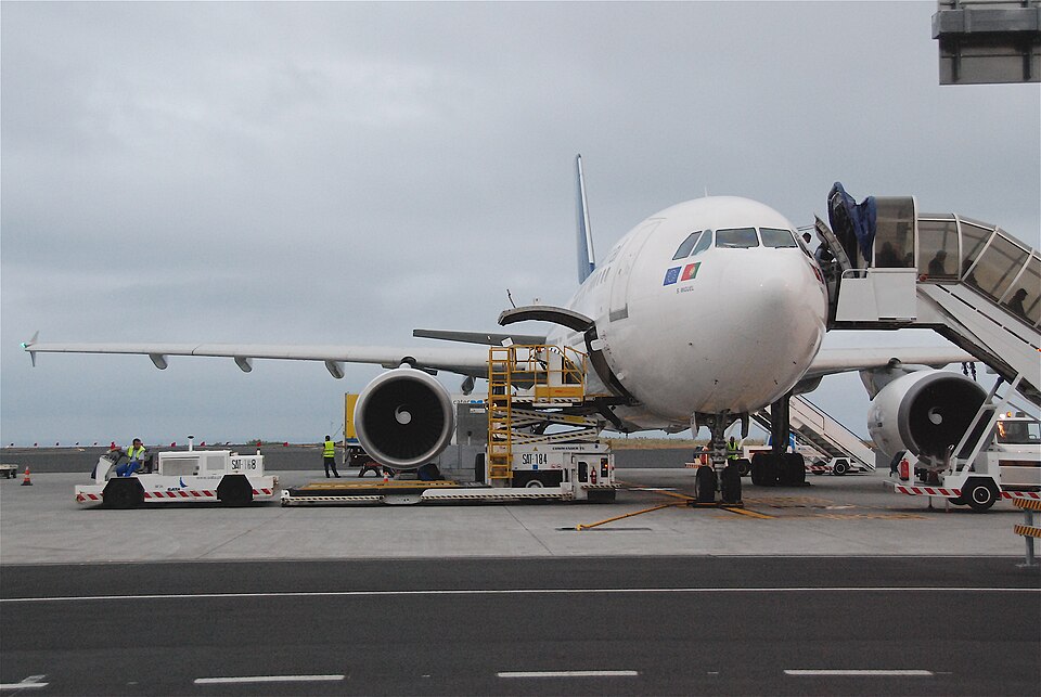 Aircraft registered CS-TGV