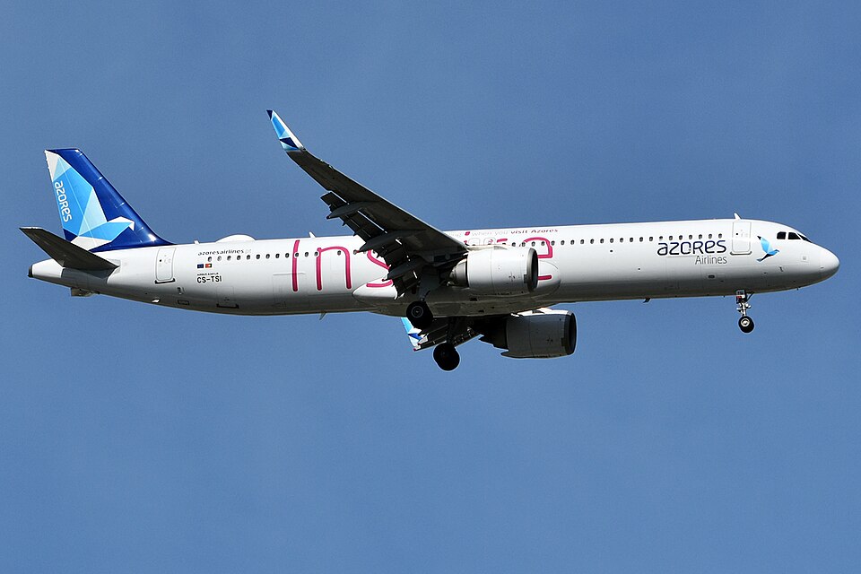 Aircraft registered CS-TSI