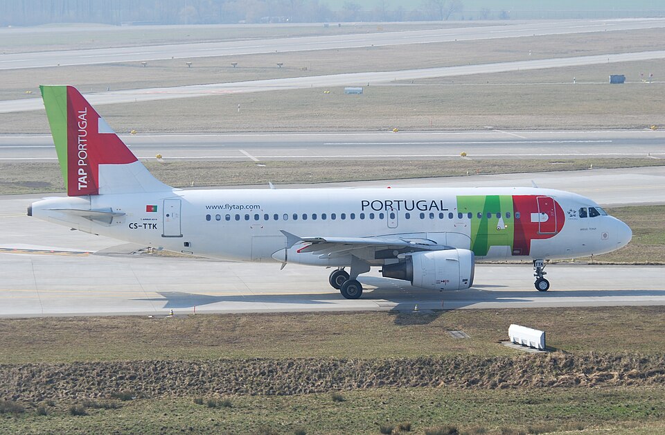 Aircraft registered CS-TTK