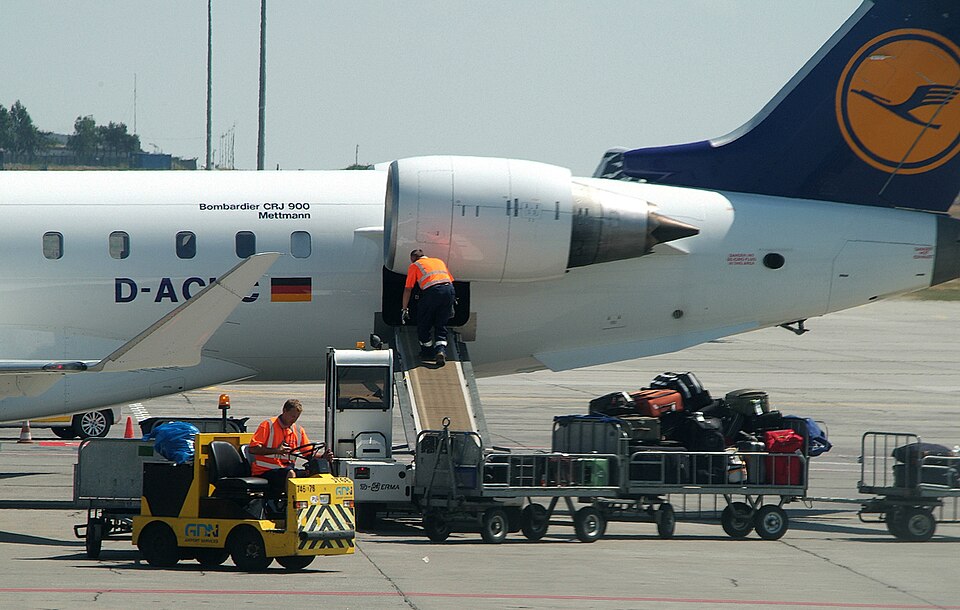 Aircraft registered D-ACKC