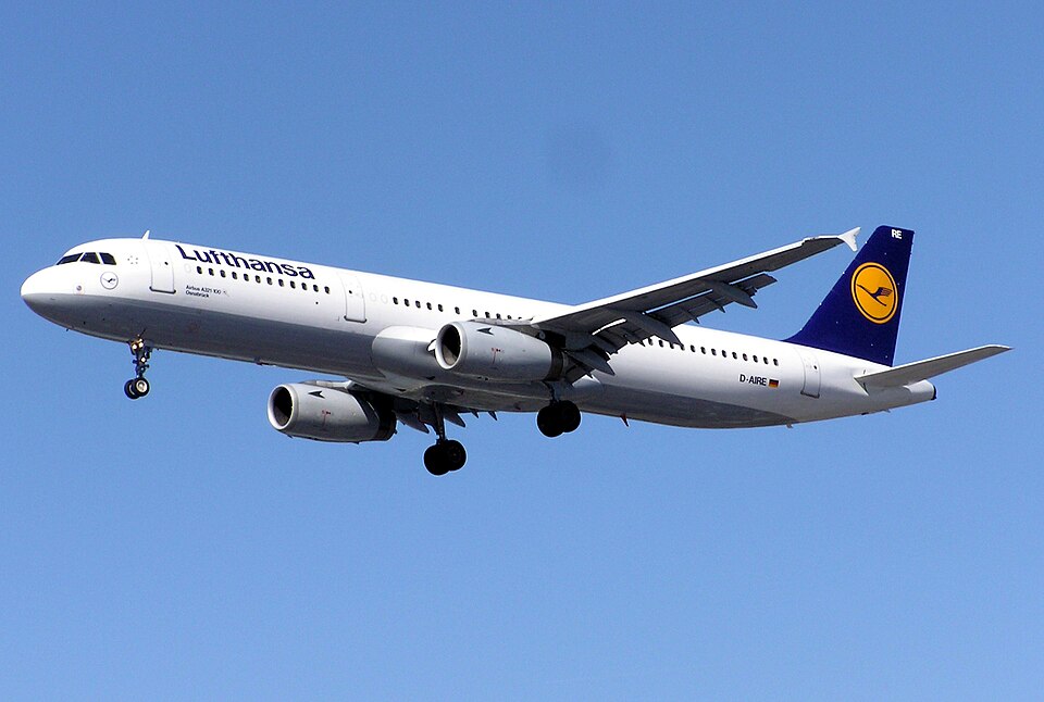 Aircraft registered D-AIRE