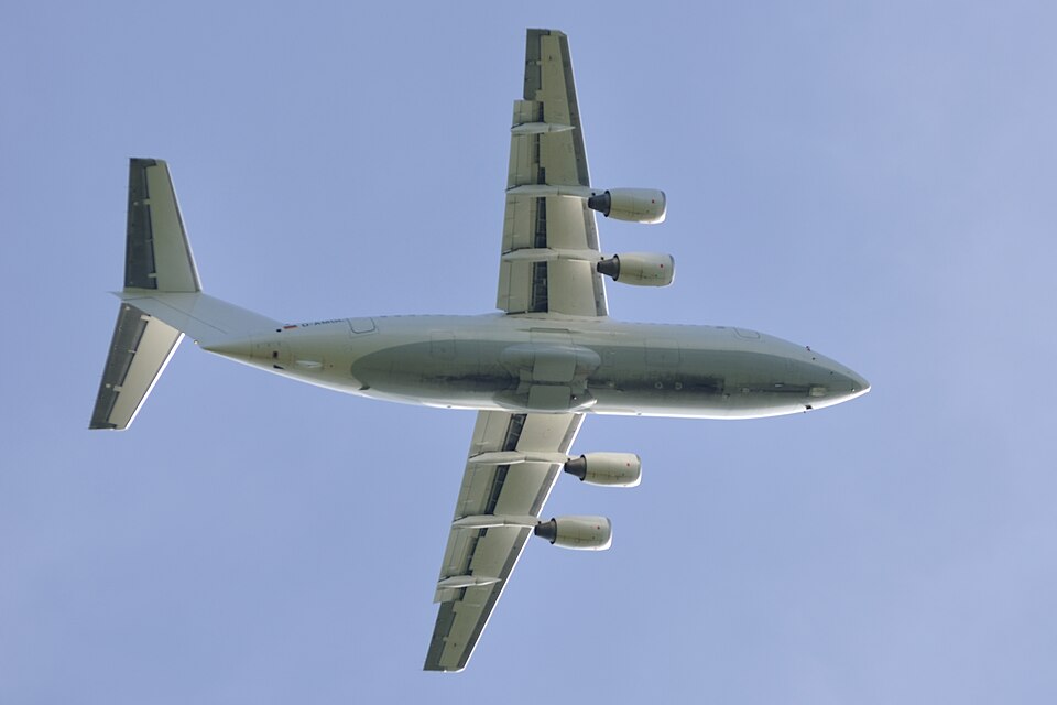 Aircraft registered D-AMGL