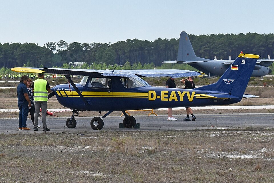 Aircraft registered D-EAYV