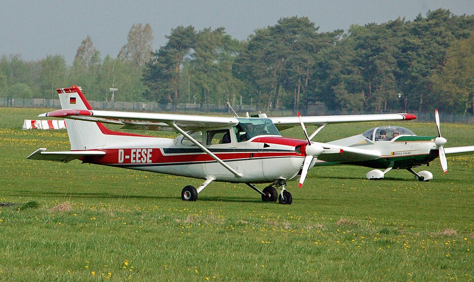 Aircraft registered D-EESE