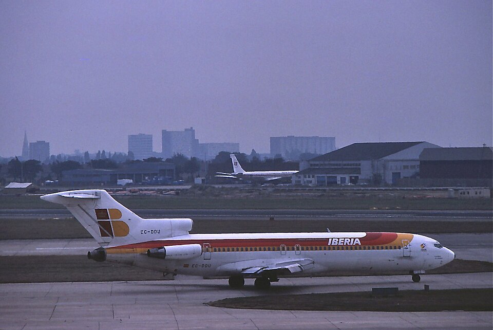 Aircraft registered EC-DDU