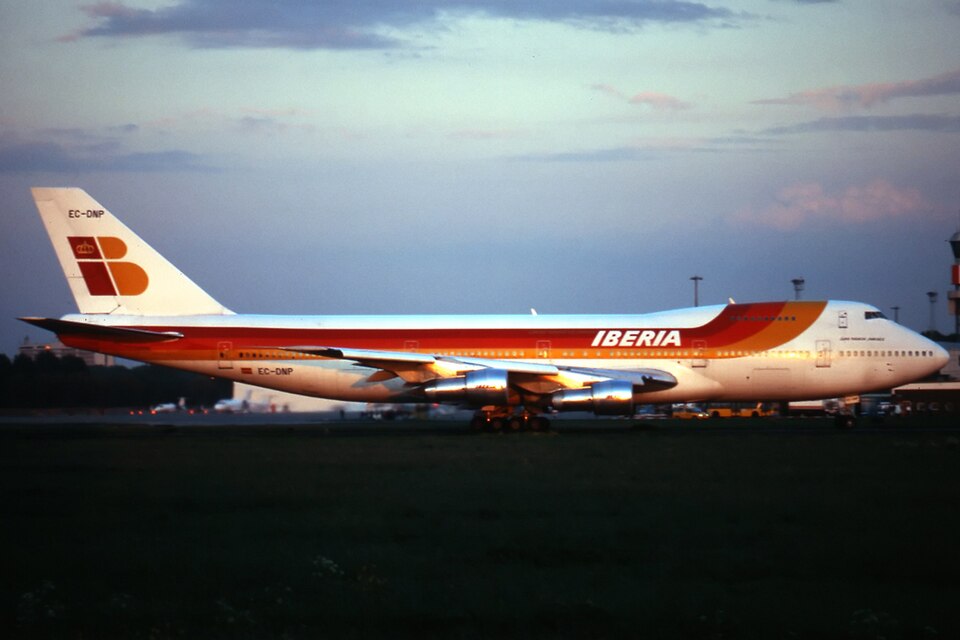Aircraft registered EC-DNP