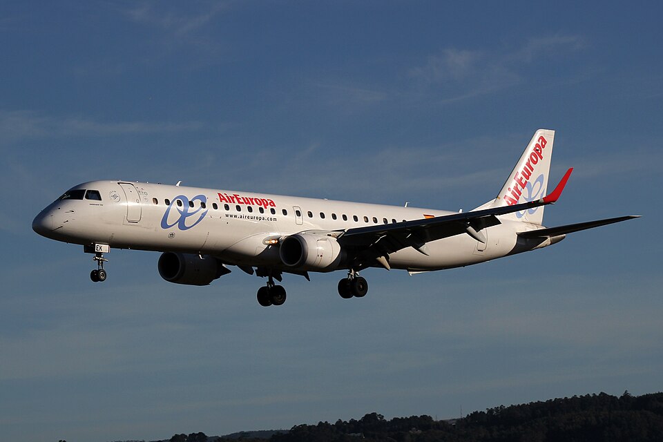 Aircraft registered EC-LEK