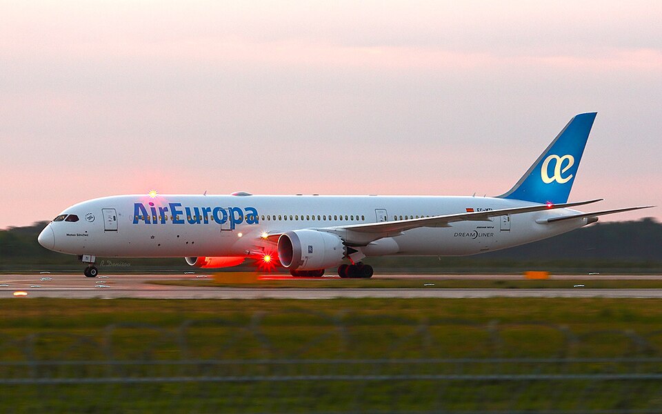 Aircraft registered EC-MTI