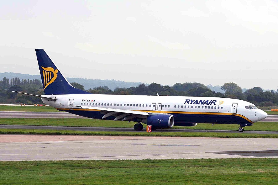 Aircraft registered EI-CSM