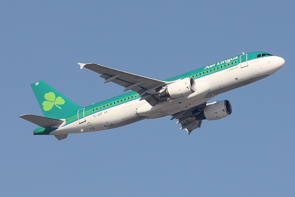 Aircraft registered EI-DEF