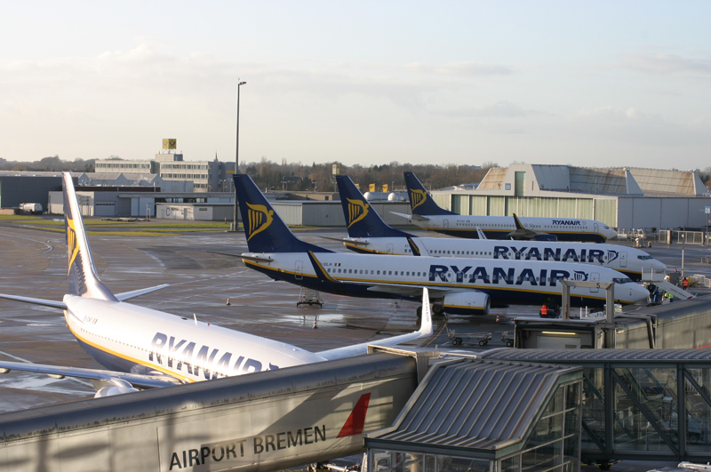 Aircraft registered EI-DLH