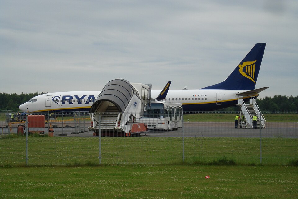 Aircraft registered EI-DLR