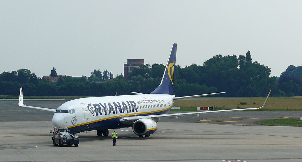 Aircraft registered EI-DPF