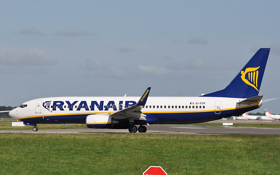 Aircraft registered EI-DYM