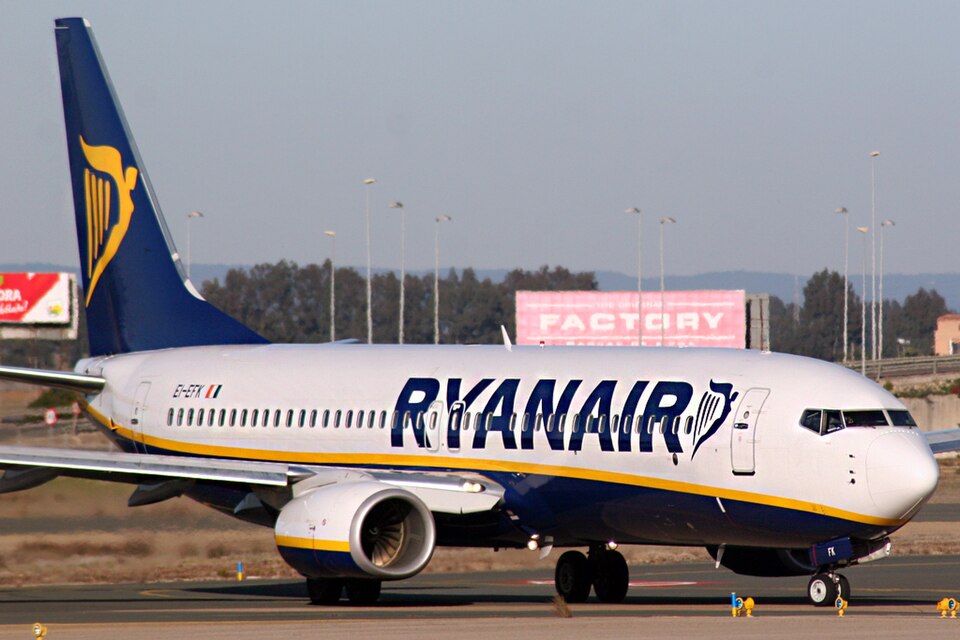 Aircraft registered EI-EFX