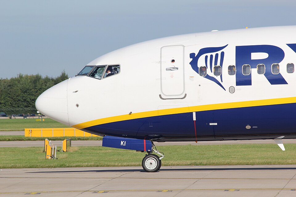 Aircraft registered EI-EKI